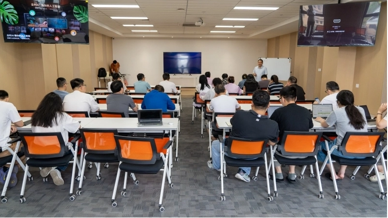 Fannals 8D -Training steigert die Fähigkeiten zur Problemlösung
